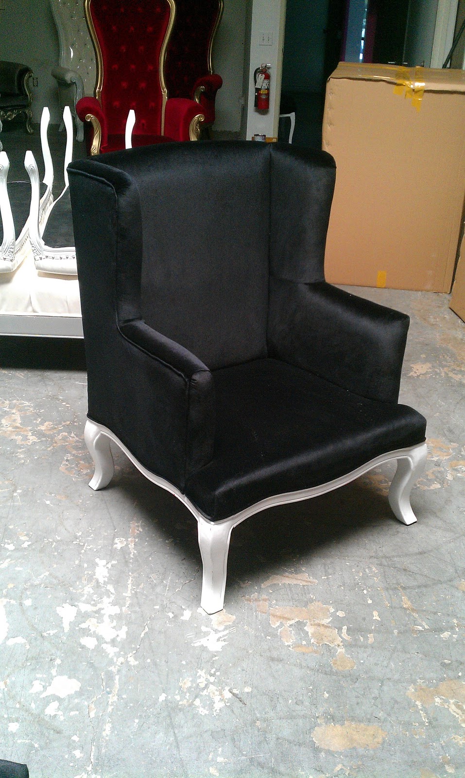 The Mod Spot New Rental Kings Chairs Thrones