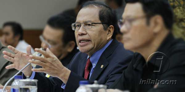 Rizal Ramli: Tolong Larang Orang Gila Memilih, Kita akan Jadi Bahan Tertawaan Rizal Ramli: Tolong Larang Orang Gila Memilih, Kita akan Jadi Bahan Tertawaan