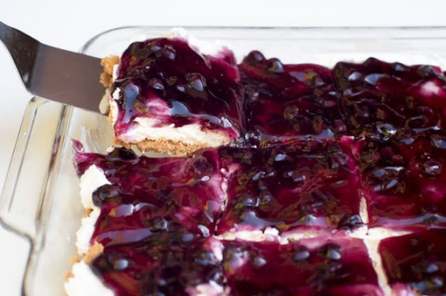 Easy Blueberry Cheesecake Dessert #dessert #summer