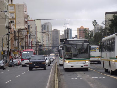 primeiro dia de inverno com céu nublado em Porto Alegre