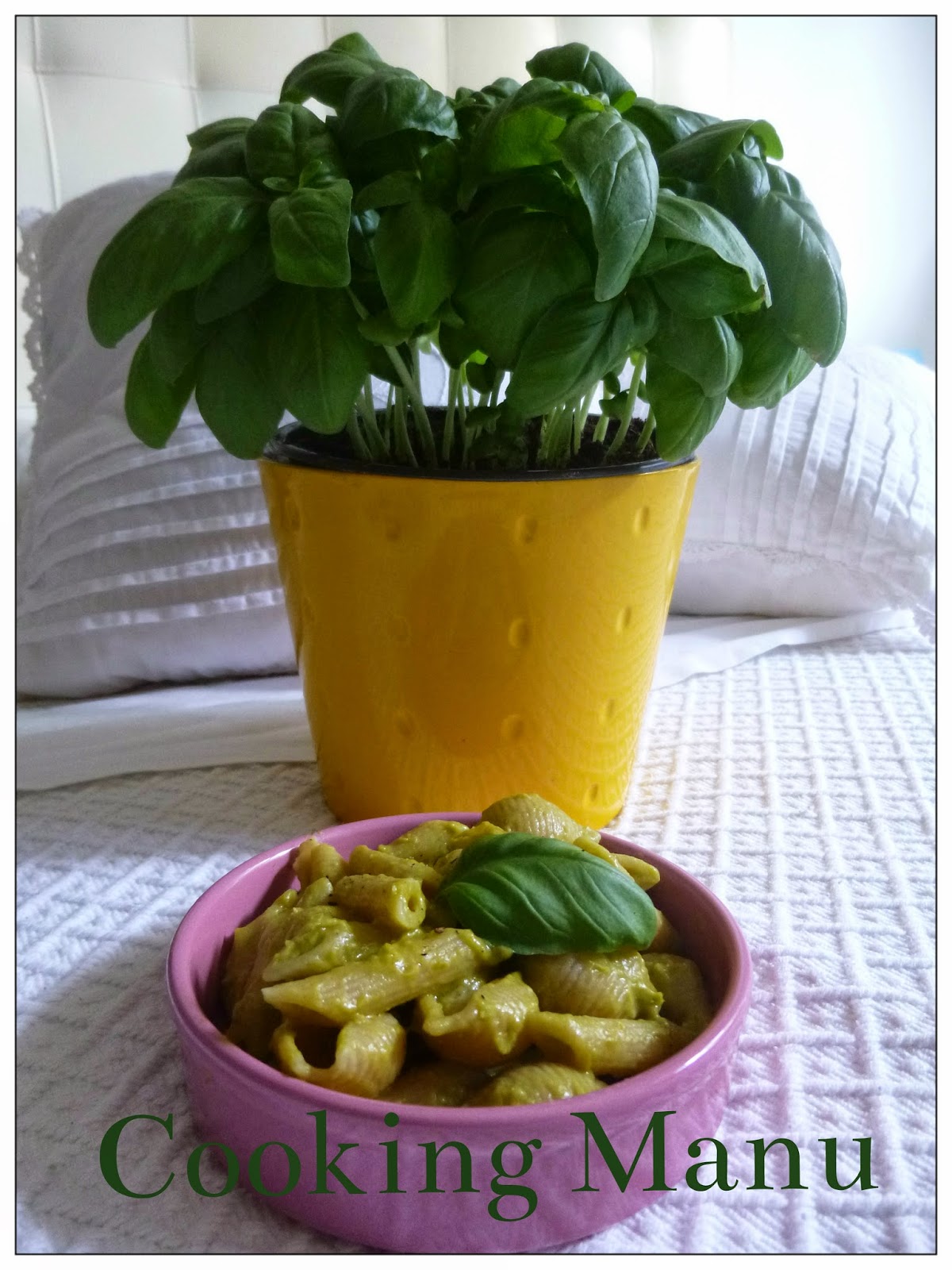 pasta fredda al pesto di pisellini (salad pasta with peas pesto)