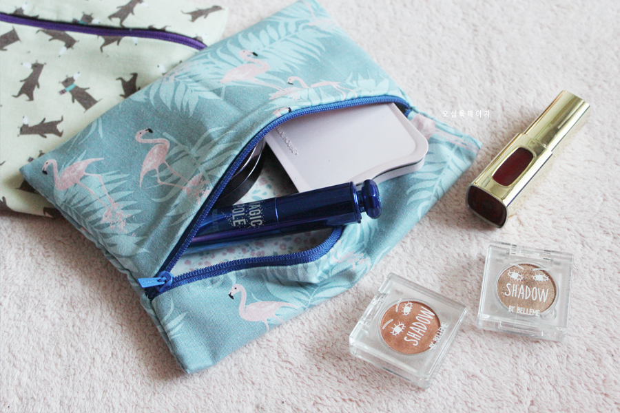 Lined, Zippered Pouch / Make up Bag Tutorial ~ DIY Tutorial Ideas!