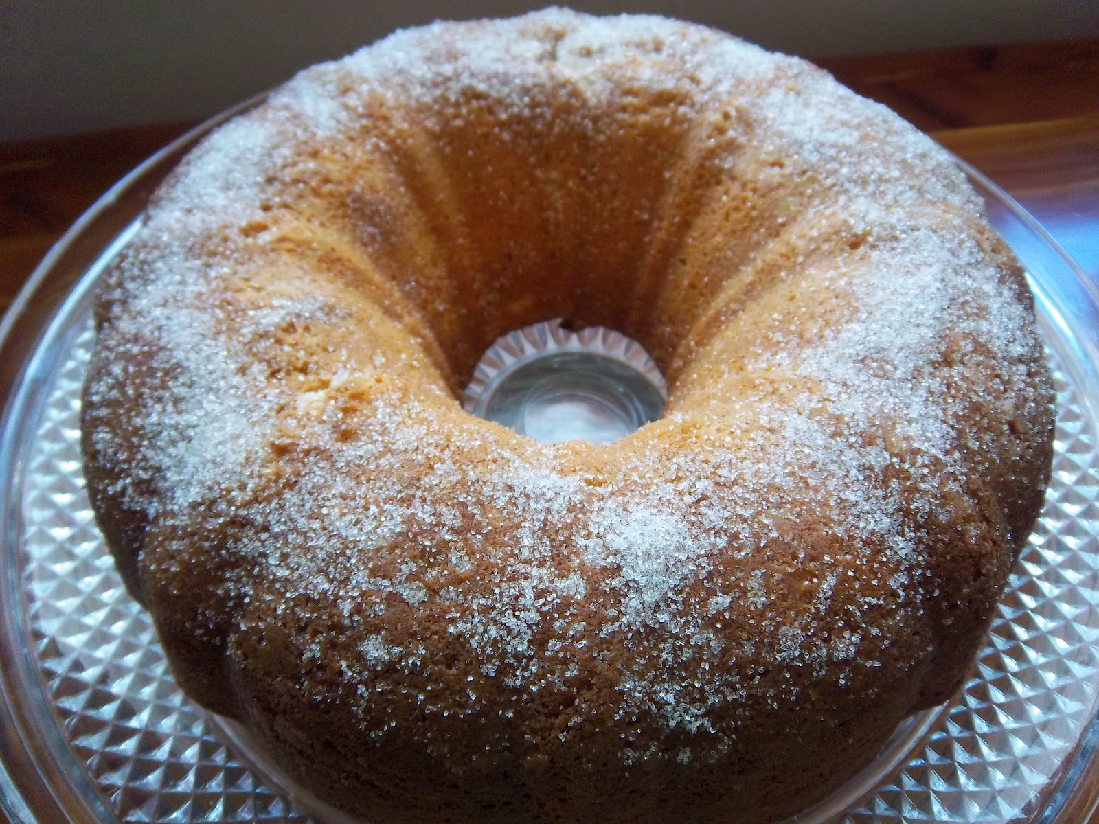 Twirlly Girls! Lowfat Cinnamon Apple Pound Cake!