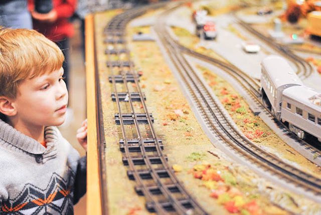 Hobby Train Riding My Trash and Treasure: hobby trains
