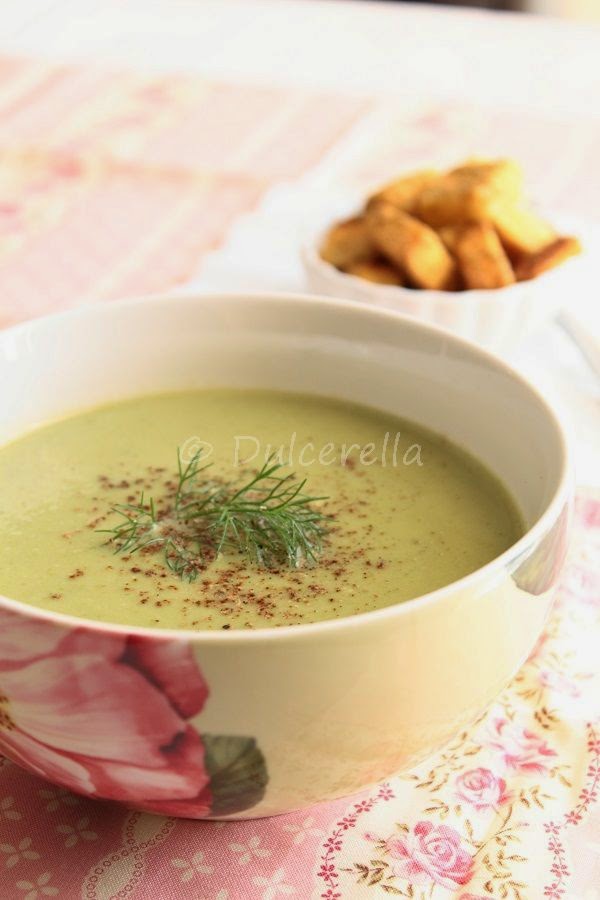 Supa crema de mazare, fenicul si salata verde/ Green Pea, Fennel and Lettuce Soup
