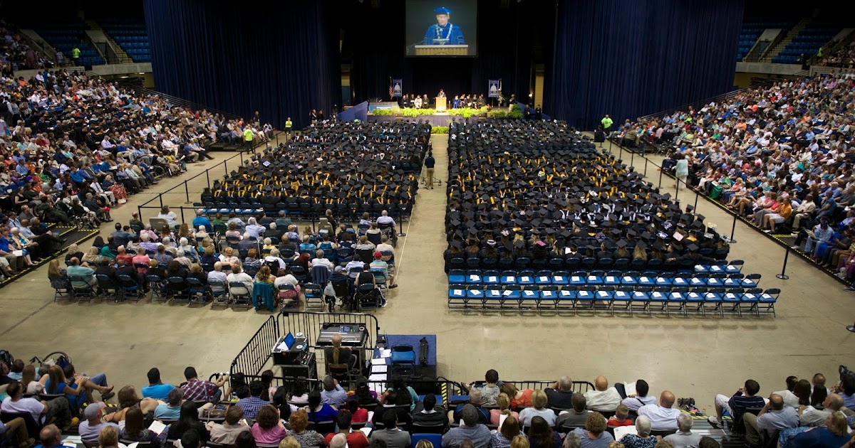 UIS News UIS to hold 45th commencement ceremony on May 14 in downtown