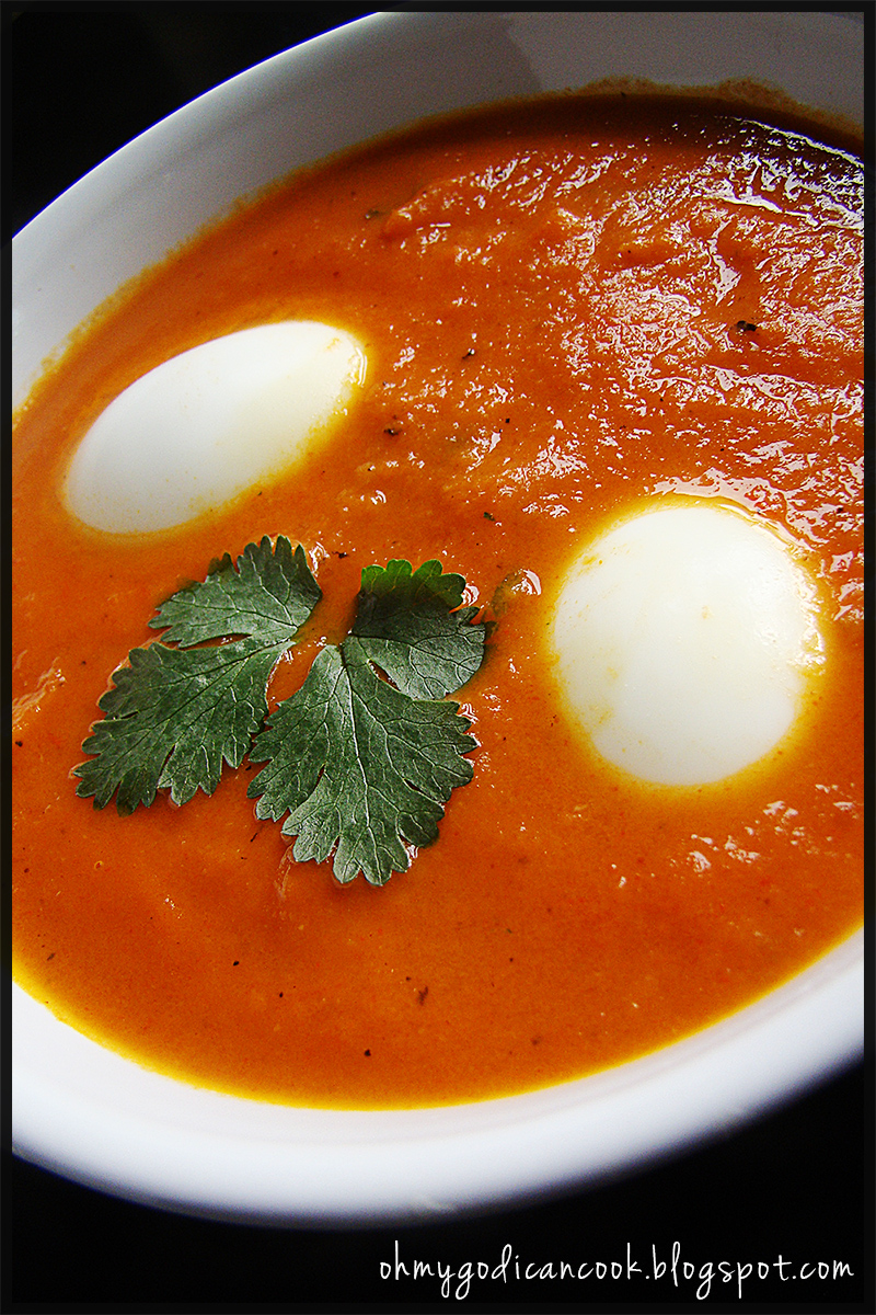 Laavy's Kitchen - A food blog by Laavy: Egg Curry - Hard boiled eggs in