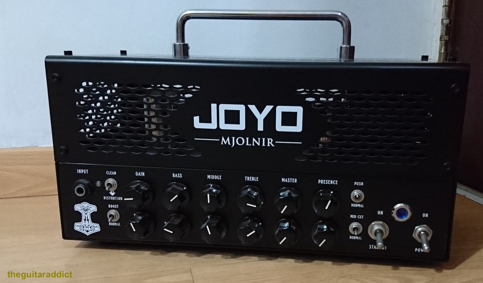 theGUITARaddict: Selling: Joyo Mjolnir