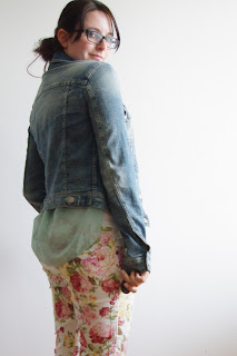 [Fashion] The Floral Pants! Mint Chiffon Top, Jeans Jacket / Beige Leather Jacket / Mint Coat