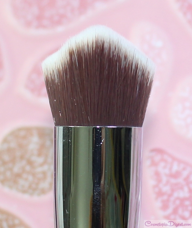 Sigma 3DHD Kabuki and Precision face makeup brushes review Cosmetopia Digest Beauty and Makeup