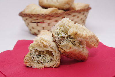 Foietaj cu urda si spanac