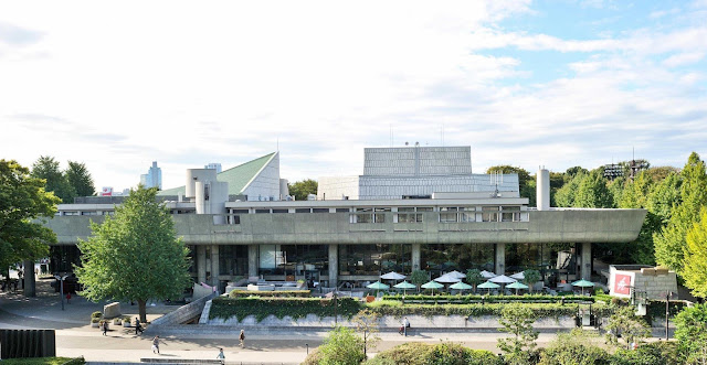 東京で前川國男の建築をみる。自邸は江戸東京たてもの園に移築【ar】 東京文化会館