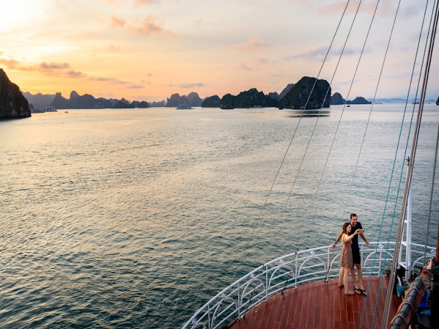 Halong Bay, Vietnam: Romantic Cruise Holiday For Couples 2