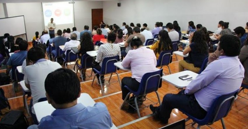 Qali Warma y directores de UGEL comprometidos con el servicio alimentario escolar en Áncash Qali Warma y directores de UGEL comprometidos con el servicio alimentario escolar en Áncash
