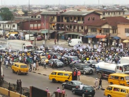 000 OPC thugs go on rampage on Ikorodu Road...Nigerians react angrily