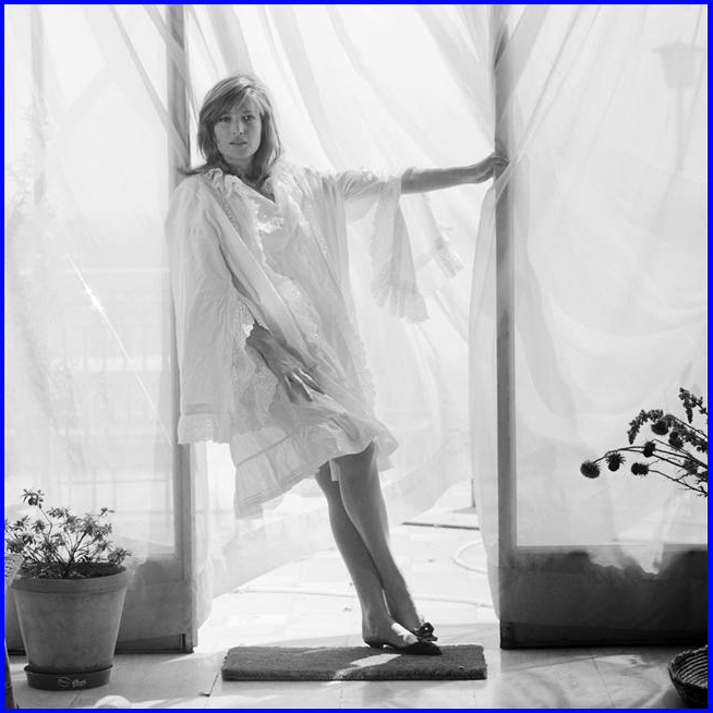 Magic Mac Sexy Monica Vitti