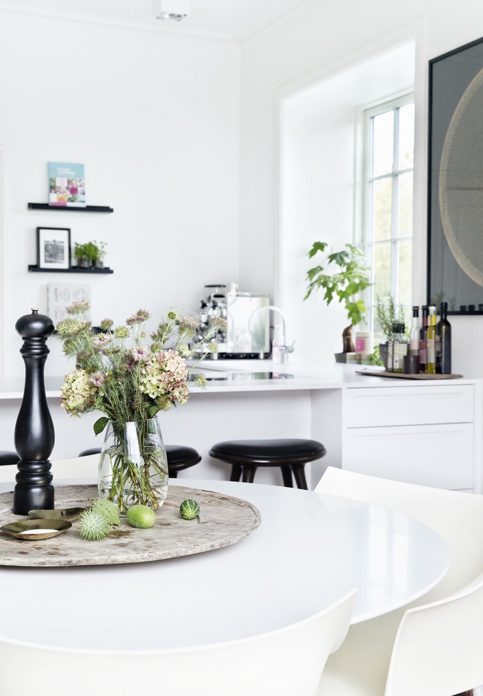 Decordemon: 30s villa's beautiful transformation in denmark