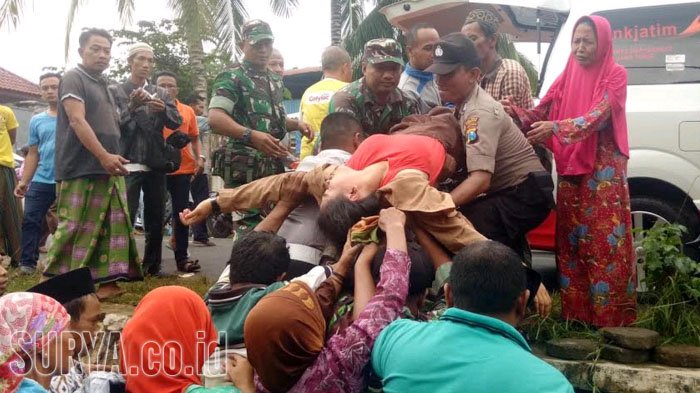 Astaga Puluhan Santriwati Bergelimpangan Habis Disuntik Vaksin Difteri Malay Next News