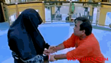 Brahmanandam-Ravi-teja-Kick-MUSUGU.gif