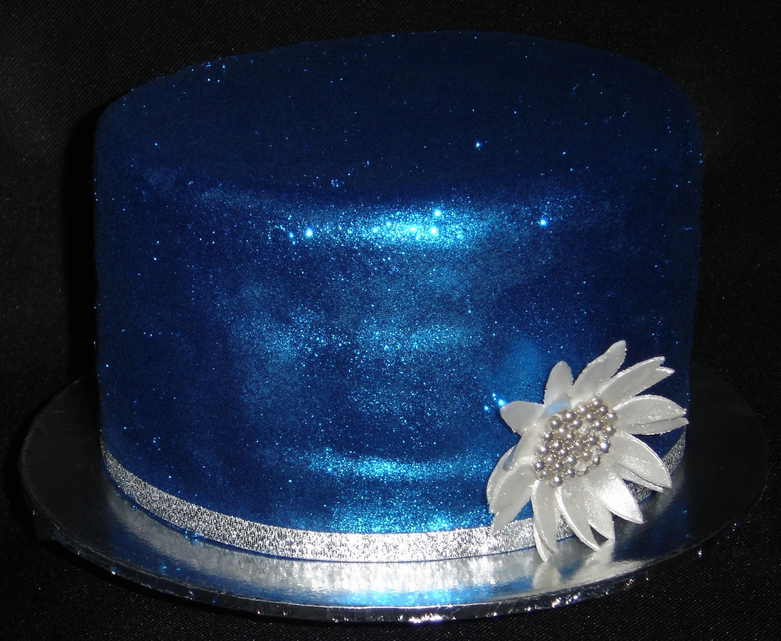 Cake till u drop Glitter cake