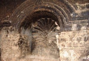 Viranşehir Tarihi Hanefiş Kilisesi (dünyanın ilk kilisesi)