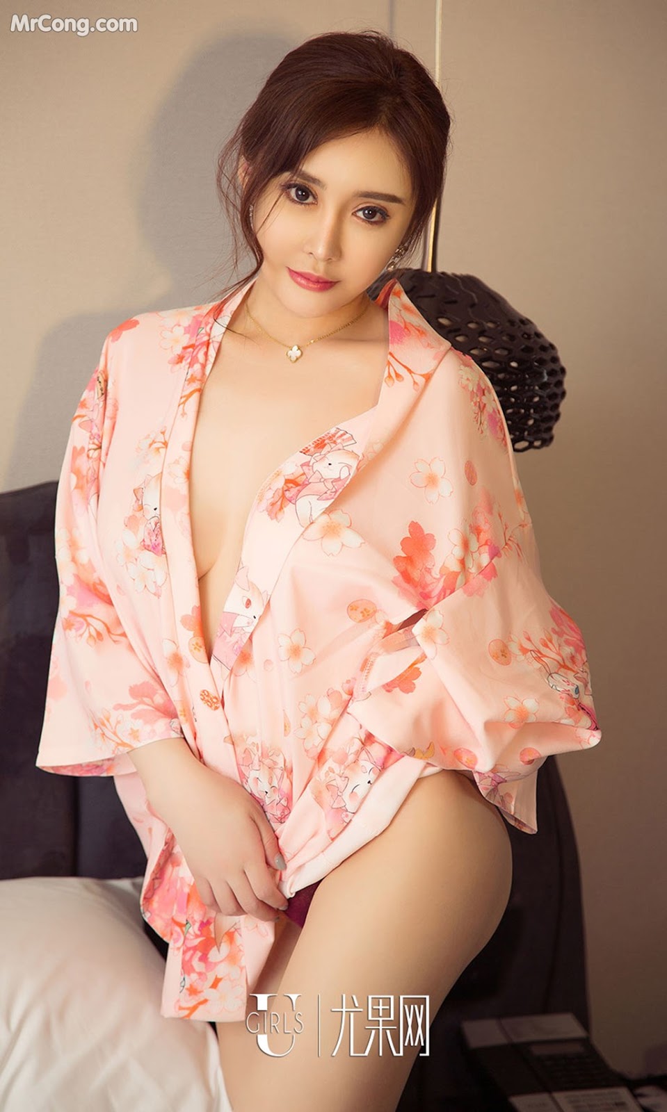 UGIRLS - Ai You Wu App No.1078: Model Lin Yi Na (林 依娜) (35 photos)