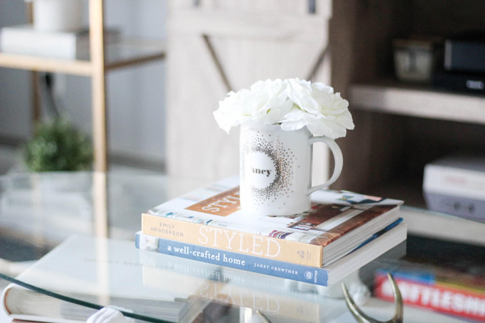 WHITE & BLUSH HOME DECOR ESSENTIALS A Classy Fashionista