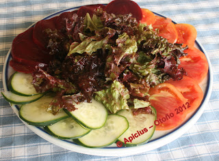  1084º Menú, <strong>Arroz</strong> meloso con ceps, <strong>salchichas</strong>, ensalada y fruta. 