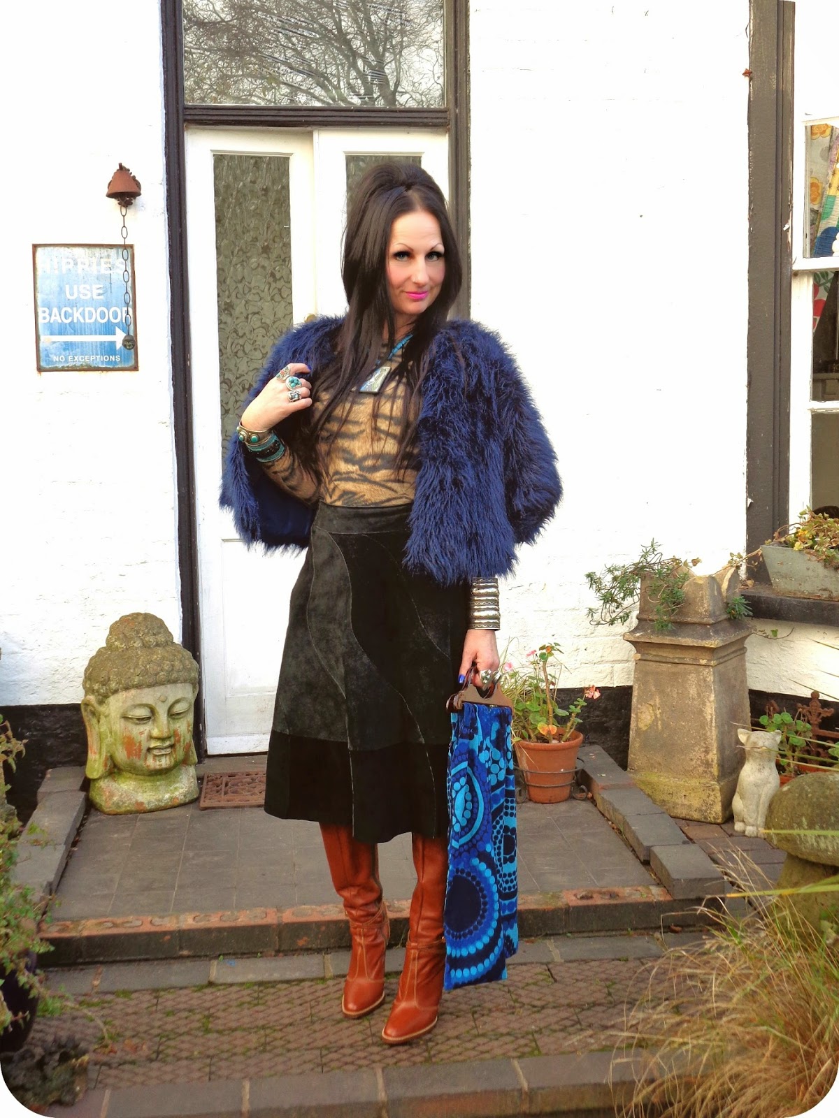 Vintage Vixen Happy Shopper In Praise of Charity Shops