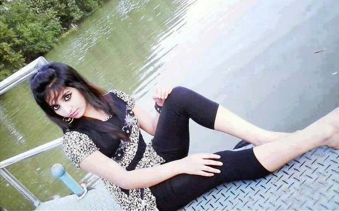 Daily Latest Posts: Sexy Collage Girls Images