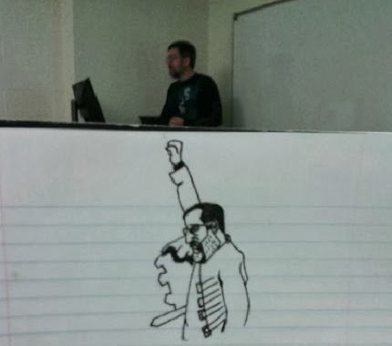 un-etudiant-dessine-son-prof-durant-les-cours-10 un-etudiant-dessine-son-prof-durant-les-cours-10 un étudiant dessine son professeur pendant les cours quand il s'ennuie