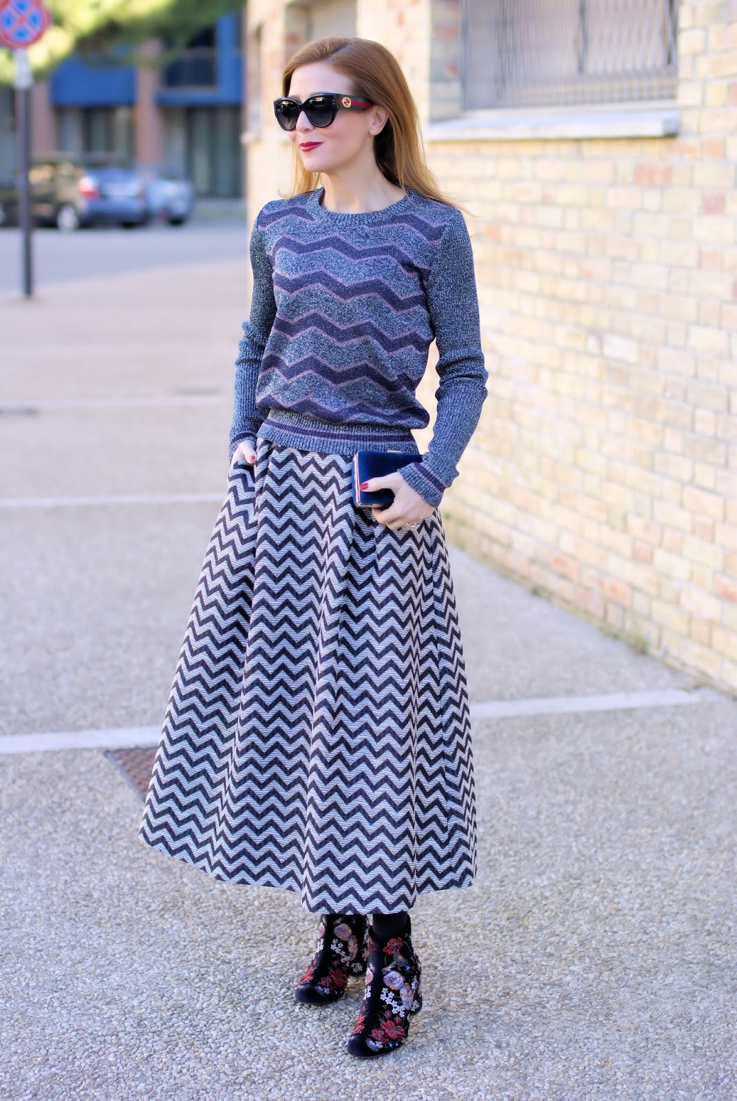 Winter holidays look: double chevron print on Fashion and Cookies fashion blog, fashion blogger style