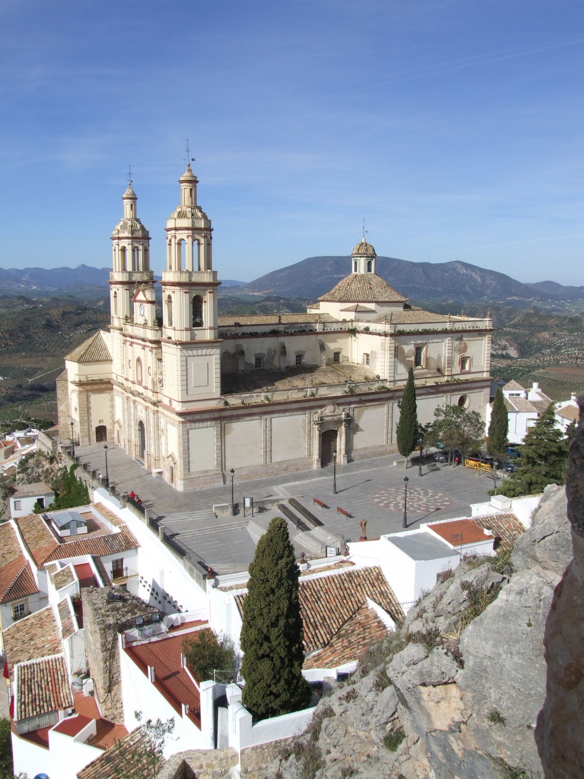 Olvera Diary En La Iglesia De Nuestra Se ora De La Encarnaci n