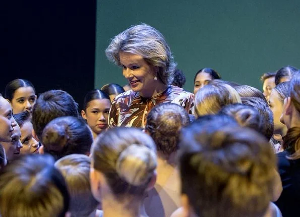 Queen Mathilde wore ERDEM Florence Dress Agar Bird. Antwerp Royal Ballet School and watched "Bolero" ballet performance