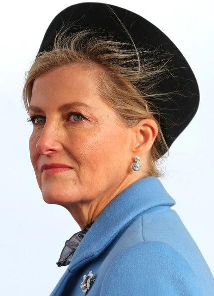 The Countess wore a paisley vine-print silk-crepe de chine dress by Erdem and bespoke cashmere coat by Suzannah