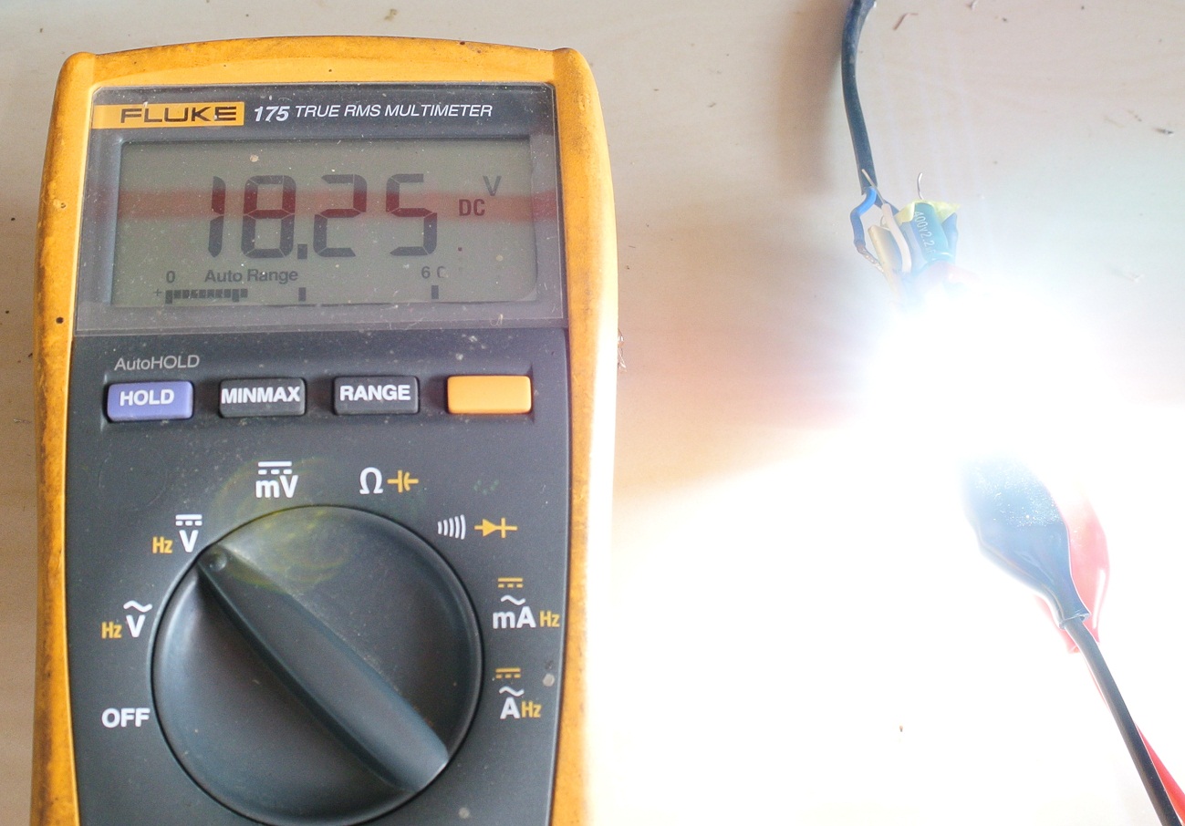 Tjeret File Philips Led Bulb 3 Watt Essential Teardown