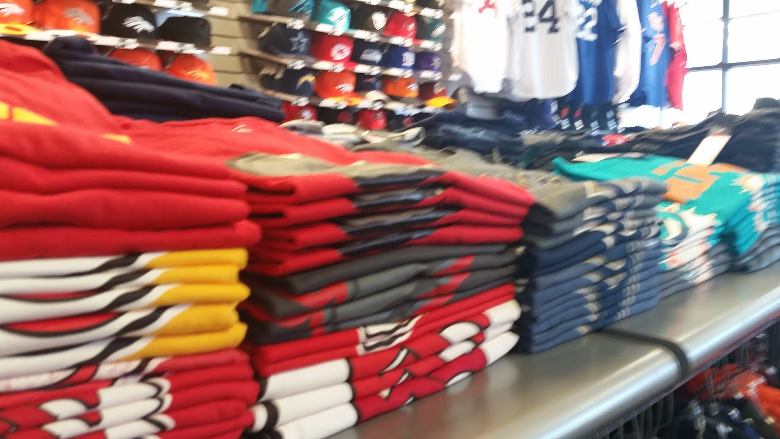 Jade's World Fanzz sports store