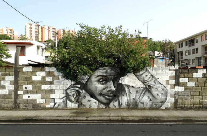 Comb To Tree Afro