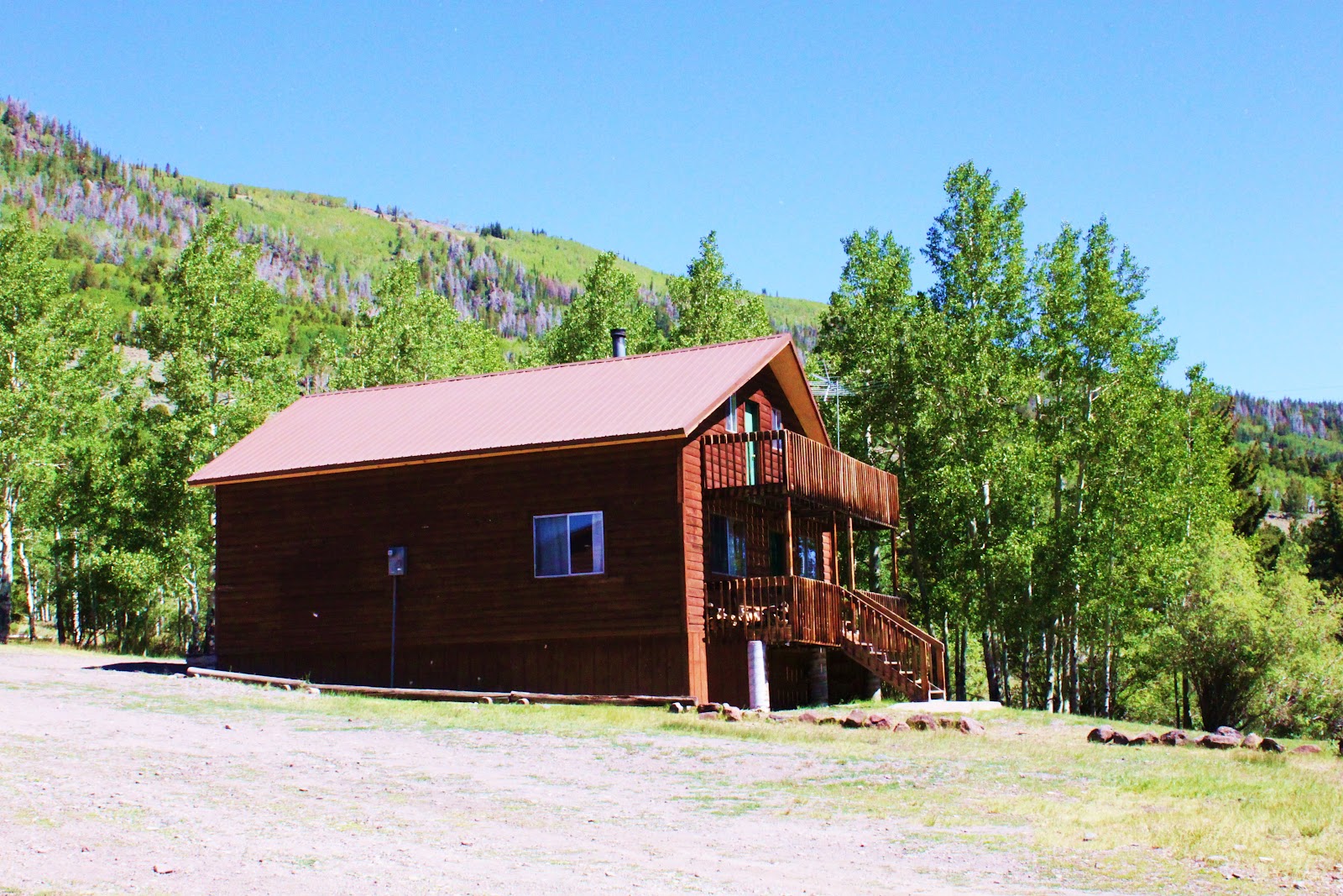 Rental Cabins at Fish Lake Utah Mackinaw 22 Person Deluxe Cabin at