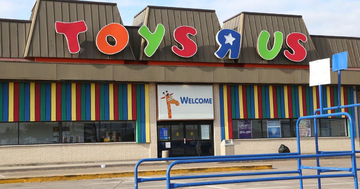 Transformers Live Action Movie Blog (TFLAMB) Toys 'R' Us Shutting Down