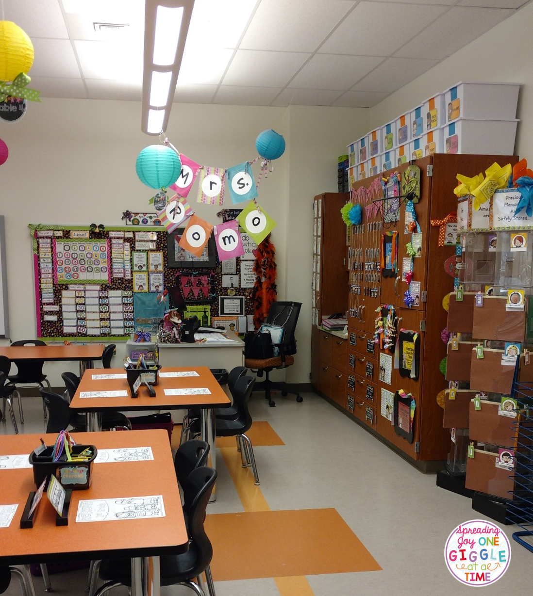 Classroom Reveal...Come On In! - Spreading Joy...One Giggle At A Time!