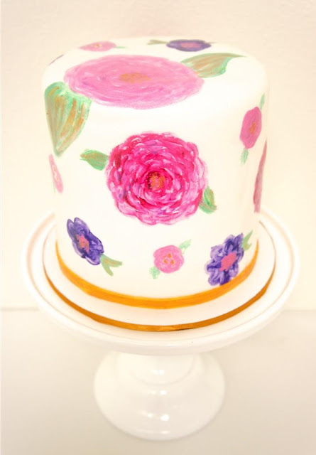 HAND PAINTED CAKES AND GRADUATION CAKES - BURBANK CAKE BAKERY