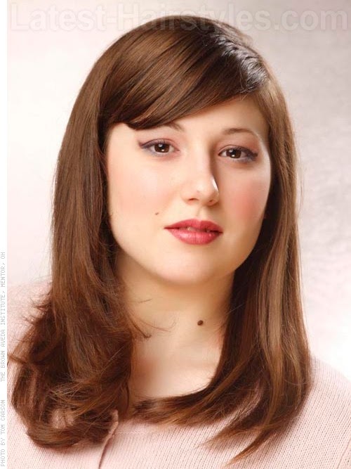 Medium Hairstyles for Round Faces notonlybeauty