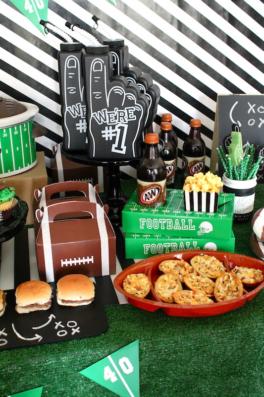 Game Day | Football Party Ideas - LAURA'S little PARTY