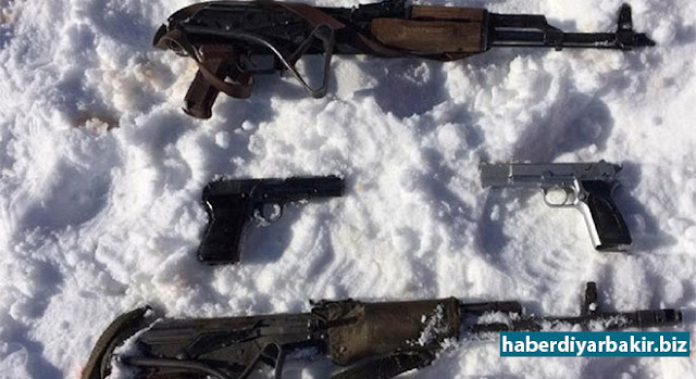 Diyarbakır’da 2 PKK’li öldürüldü DİYARBAKIR-Diyarbakır’ın Hani ve Kocaköy İlçeleri arasında kalan dağlık alanda PKK’lilere yönelik düzenlenen operasyonlarda 2 PKK’linin öldürüldüğü, 4 kişinin tutuklandığı ve birçok silah mühimmat ele geçirildiği bildirildi.