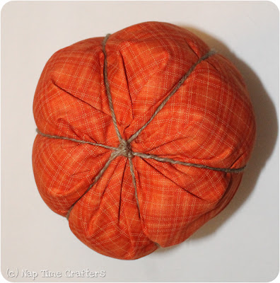 DIY Fabric Pumpkins | Free Fabric Pumpkin Tutorial