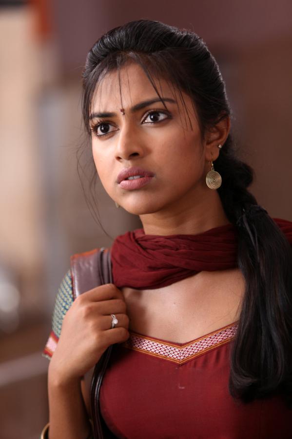 Actress Gallery love failure movie stills