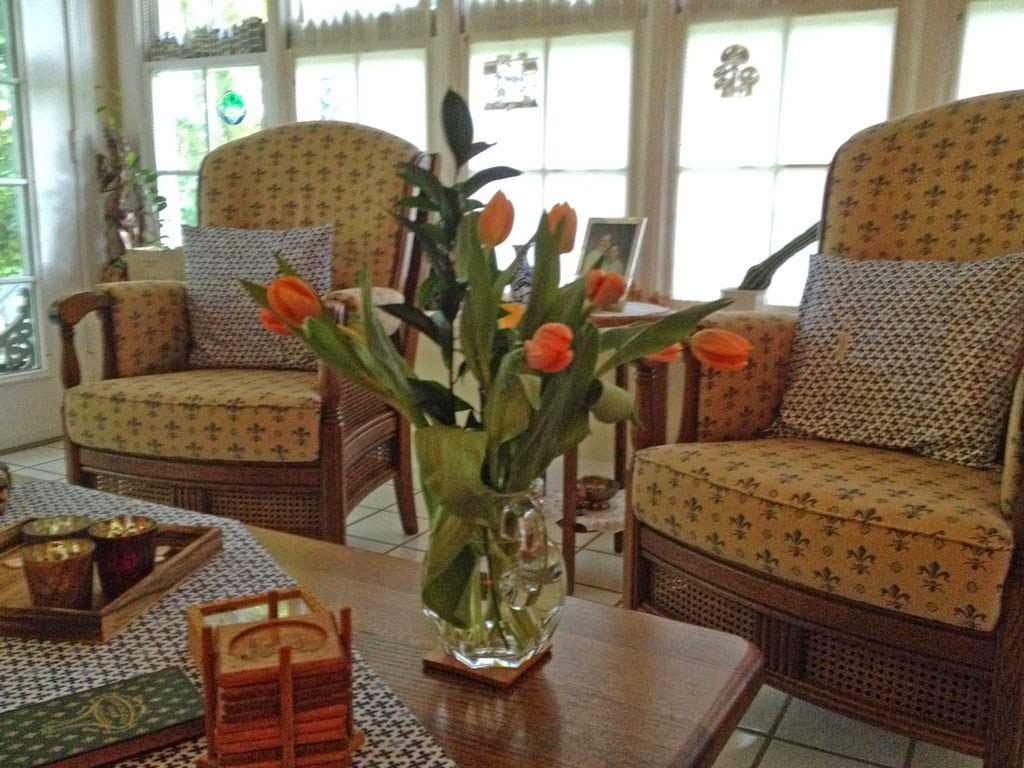 MARIETTE'S BACK TO BASICS {Orange Tulips compliments of Cut Flower