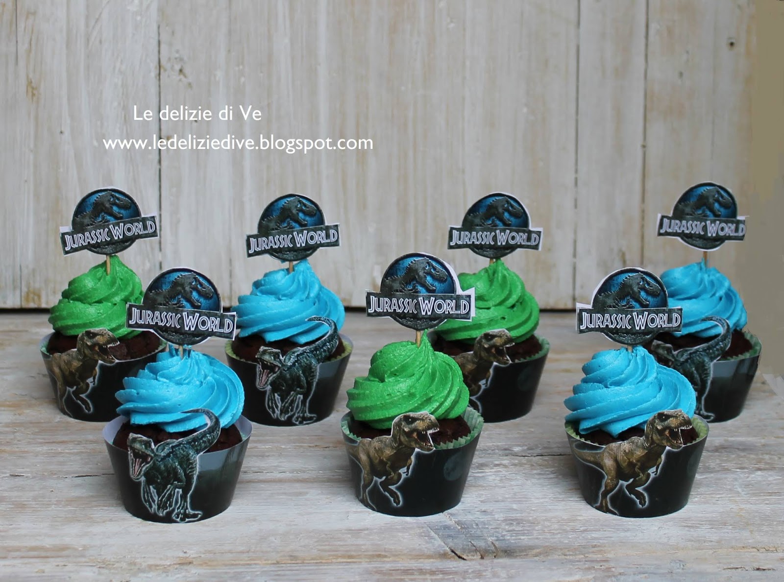 Le Delizie di Ve JURASSIC WORLD CAKE TOPPER, CUPCAKES & COOKIES
