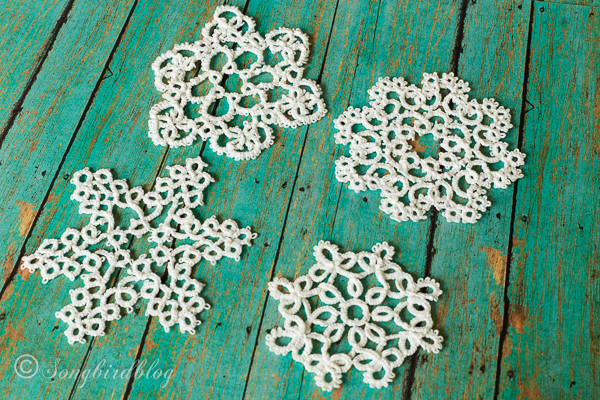 lace christmas decorations